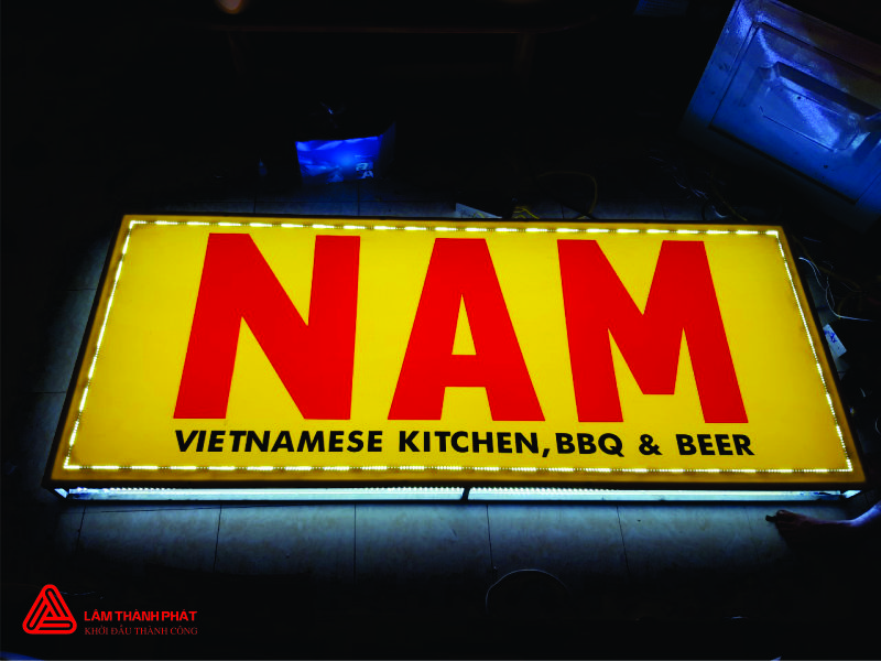 Làm bảng hiệu hộp đèn quán ăn giá rẻ tại Quận 1